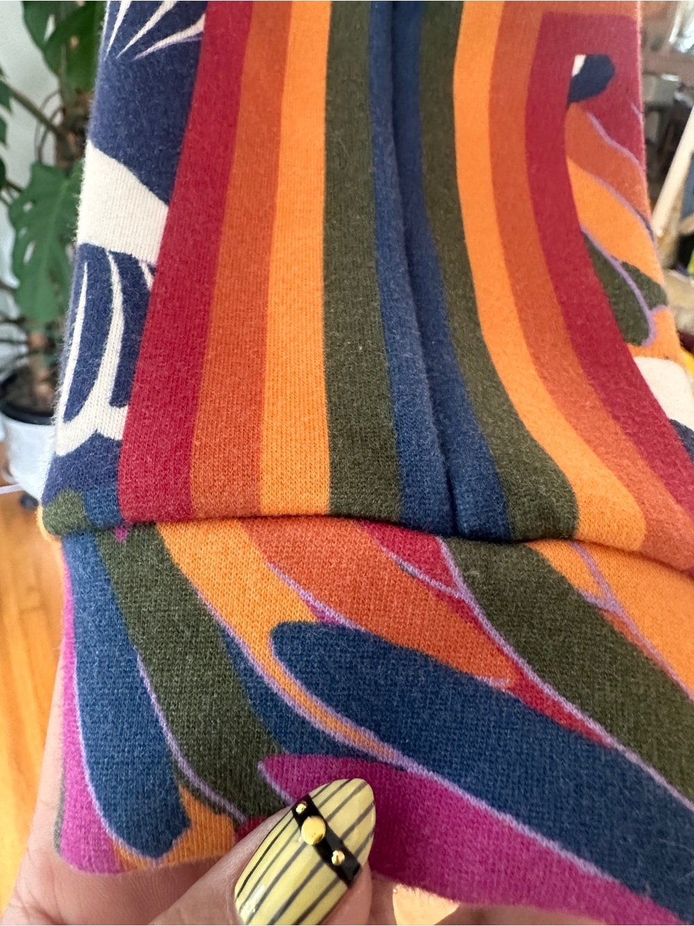 Farm Rio Mix Scarves Sweatshirt - Medium - Picture 4 of 6